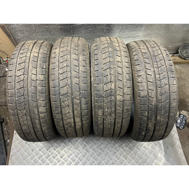 Шина R17 zmax ice pioneer 868 215 60 r17 96h ( 2022 ) *комплект