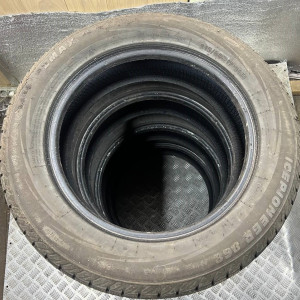 Шина R17 zmax ice pioneer 868 215 60 r17 96h ( 2022 ) *комплект