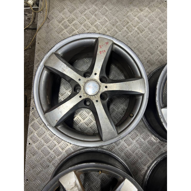 Диск R16 комплект 5*114.3, ET 38 , J 7,5 