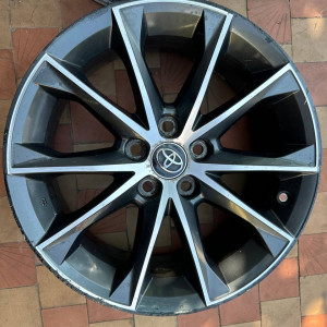 Диск R18 7,5 J 5x114.3 *1шт 4261106B40