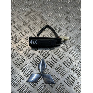 Кнопка открывания багажника Mitsubishi ASX (2010-2017) 5810A089