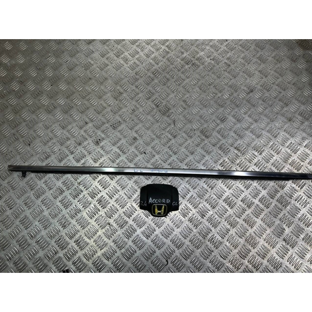 Молдинг стекла двери задней правой Honda Accord CL (03-08) 72835SEA003