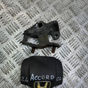 Подушка опора двигателя левая задняя Honda Accord CL (2003-2008) 50860SDAA02