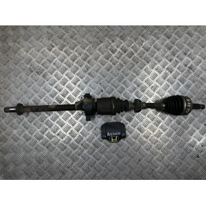 Полуось привод передний правый Honda Accord CL (03-08) 2.0 -2.4 АКПП 44305SEAN00 44305SEA900