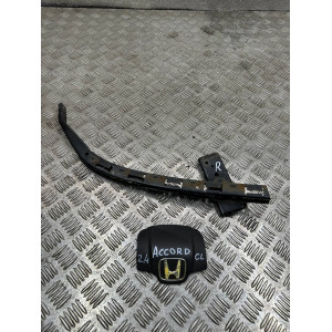 Кронштейн (направляющая) правый под фару Honda Accord CL (2003-2008) 71140SEA000