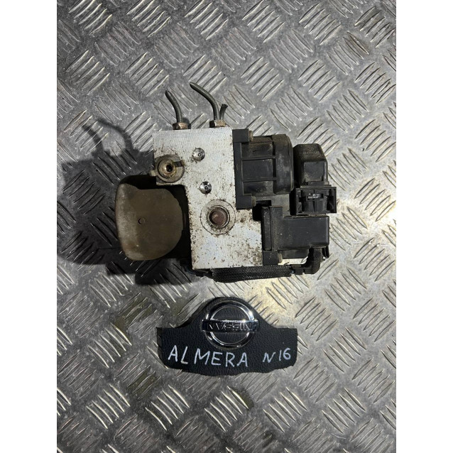 Блок ABS Nissan Almera N16 (2000-2006) 476605M301