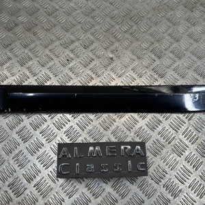 Молдинг накладка двери задней левой Nissan Almera Classic B10 (2006-2012) 8631331700 8287395F0A