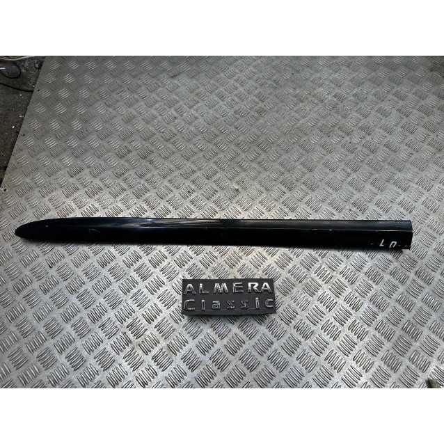 Молдинг двери передней левой Nissan Almera Classic B10 (2006-2012) 8087395F0A 8631131700
