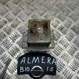 Кронштейн усилитель бампера задний Nissan Almera Classic B10 (06-12) 8521095F0B 8520295F0B *цена за 1штуку