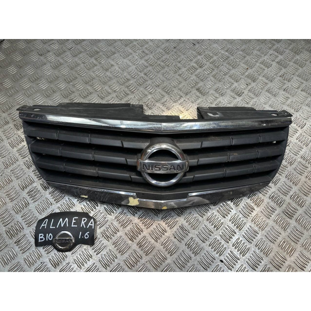 Рещітка радіатора Nissan Almera Classic (B10) (2006-2012) 6225695F0A