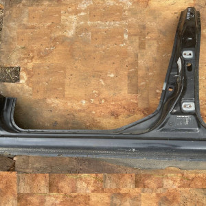 Порог левый со стойкой А и В Nissan Almera Classic (B10) (2006-2012) 