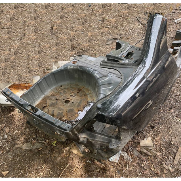 Четверть автомобиля задняя правая с корытом Nissan Almera Classic B10 (2006-2012)