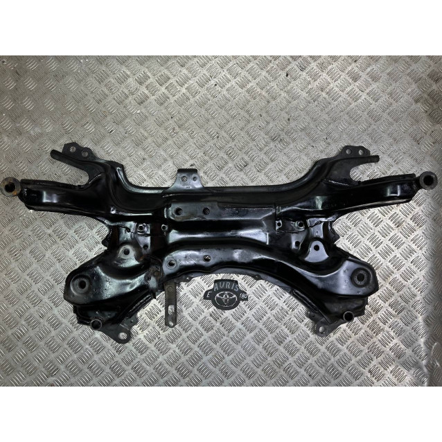 Балка передней подвески Toyota Auris (2012-2020) 5120102102