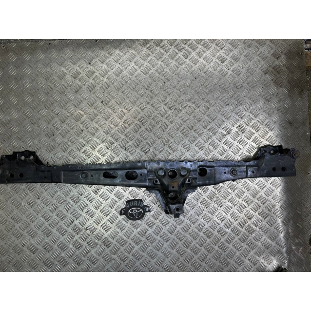 Балка передняя поперечная Toyota Auris (2012-2020) 5710447020