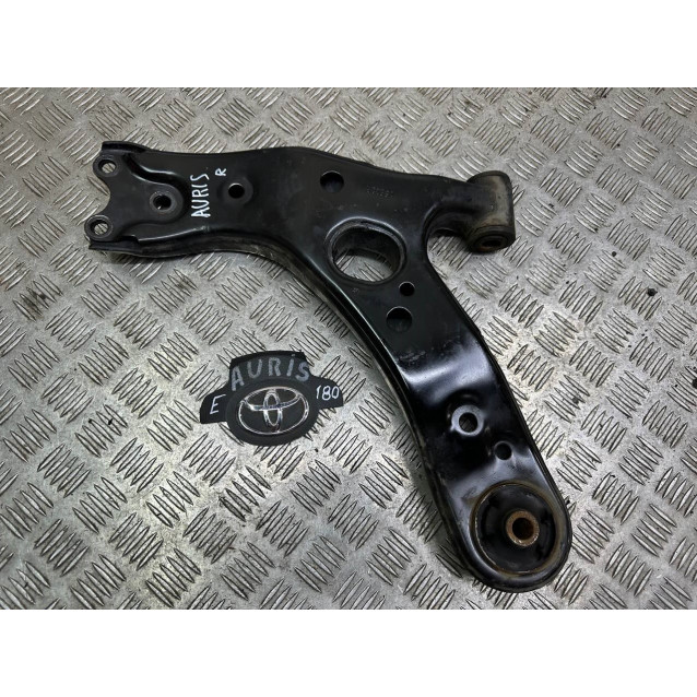 Рычаг передний правый Toyota Auris (2012-2020) 4806802130