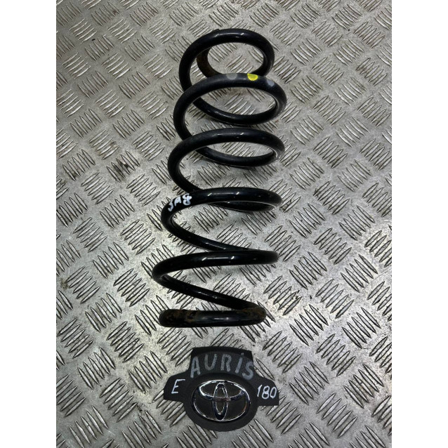 Пружина задняя Toyota Auris (2012-2020) 4823102B71 4823102B70