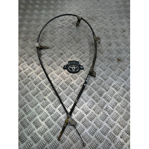 Трос ручника правый Toyota Auris (2012-2020) 4642002130