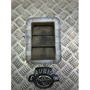 Клапан вентиляції салона Toyota Auris (2012-2020) 6294002260
