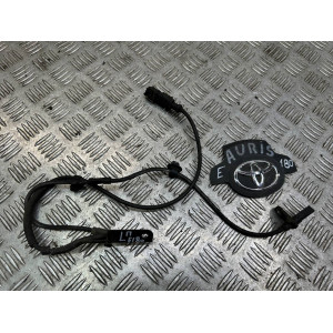 Датчик ABS передний левый Toyota Auris Corolla E15 (2006-2020) 8954302060 8954302061 8954302120