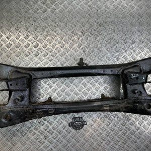 Балка задней подвески подрамник Toyota Auris (2012-2020) 5120602051