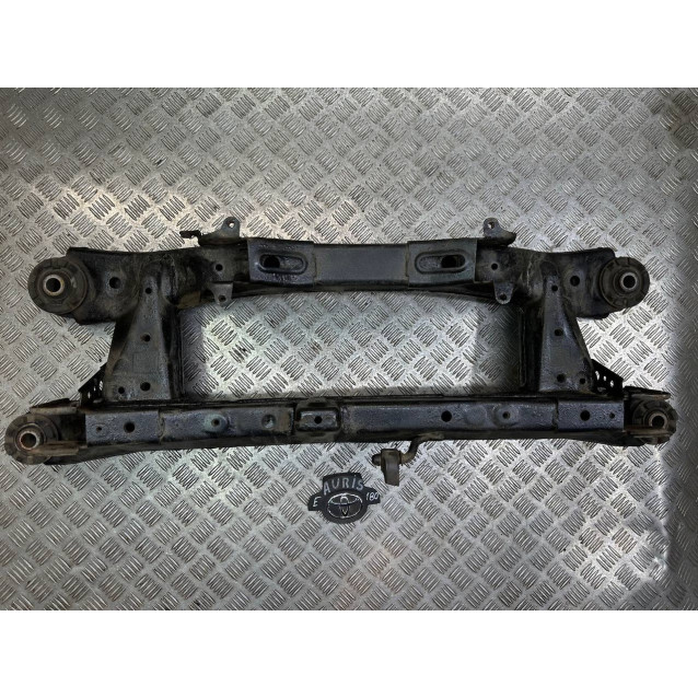 Балка задней подвески подрамник Toyota Auris (2012-2020) 5120602051