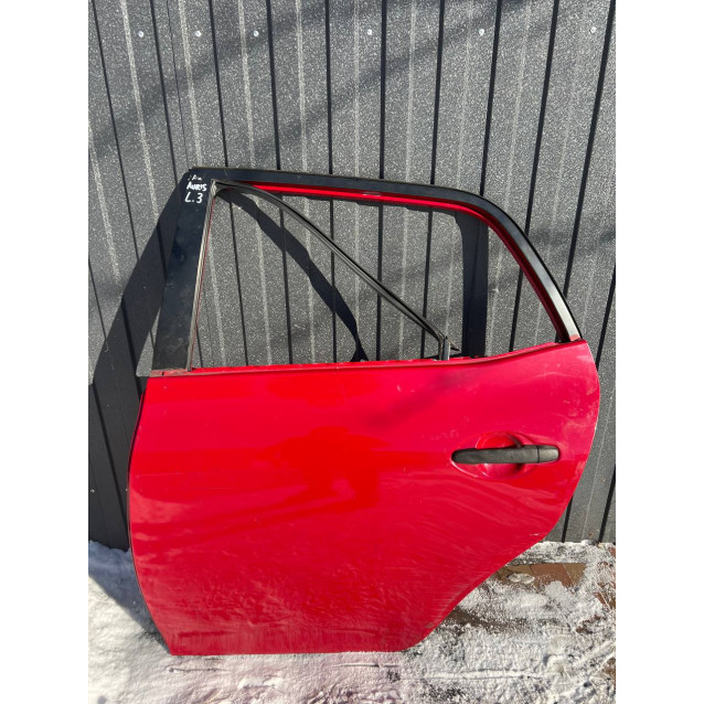 Дверь задняя левая Toyota Auris (06-12) 6700402260