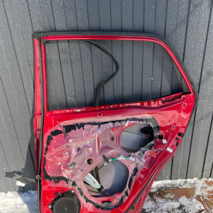 Дверь задняя правая Toyota Auris (06-12) 6700302250