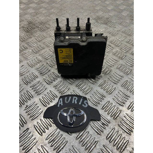 Блок ABS Toyota Auris 1.3 (2006-2012) 4454002180 4405002410