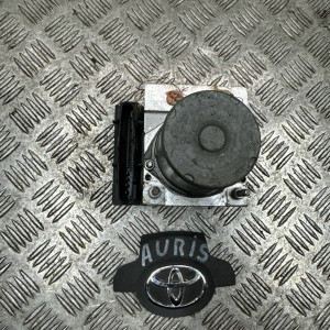 Блок ABS Toyota Auris 1.3 (2006-2012) 4454002180 4405002410