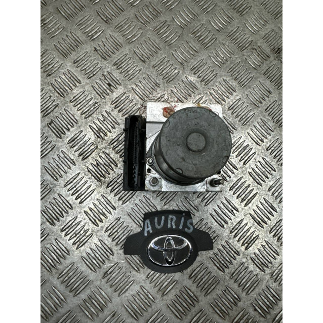 Блок ABS Toyota Auris 1.3 (2006-2012) 4454002180 4405002410