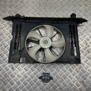 Диффузор с вентилятором радиатора кондиционера Toyota Auris (2006-2012) 1,3 МКПП 167110D190