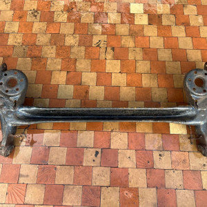 Балка задней подвески Toyota Auris (2006-2012) 4210102260 4210102270