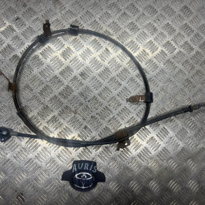 Трос ручника левый Toyota Auris (2006-2012) 4643002121