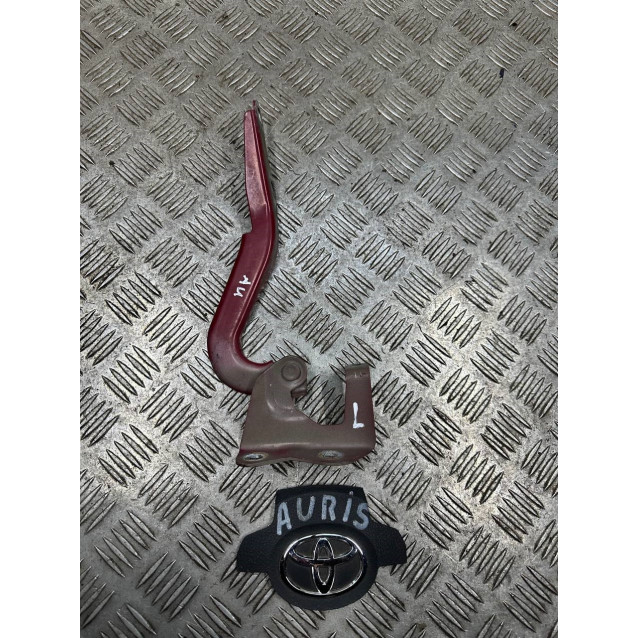 Петля капота ліва Toyota Auris (2006-2012) 5342002100