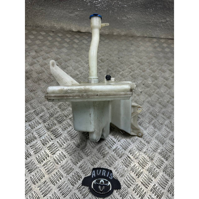 Бачок омывателя Toyota Auris (2006-2012) 8531502230