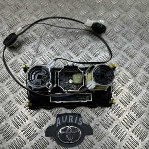 Блок управления регулятор климат печки Toyota Auris (2006-2012) 5590112140 5590212060 5590312020