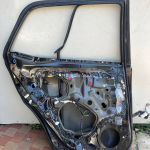 Дверь задняя левая Toyota Auris (2006-2012) 6700402260