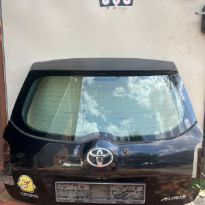 Крышка багажника Крышка багажника Toyota Auris (2006-2012) *со стеклом 6700512A30