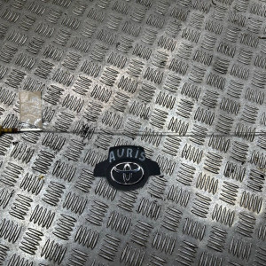 Щуп масляний Toyota Auris (2006-2012) 1530122050