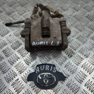 Супорт задній лівий Toyota Auris (2006-2012) 4785012151
