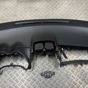 Торпедо накладка Toyota Auris (2006-2012) 5530202170 