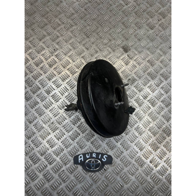 Усилитель тормозов вакуумный Toyota Auris 1,6 (2006-2012) 446101E520 4461009390