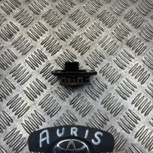 Резистор печки Toyota Auris (2006-2012) 8713802100
