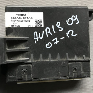 Блок управления климатконтролем Toyota Auris (2006-2012) 8865002650