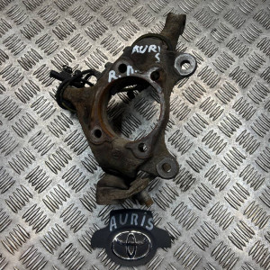 Кулак поворотный правый (цапфа) под ABS Toyota Auris (2006-2012) 4321102170