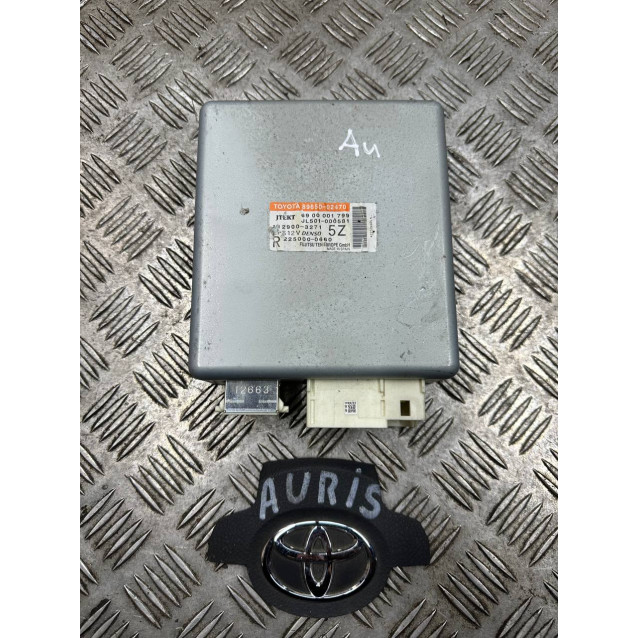 Блок управления рулевой рейкой Toyota Auris (2006-2012) 8965002460 8965002470