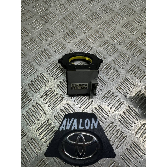 Датчик угла поворота руля Toyota Avalon (2005-2012) 8924507020