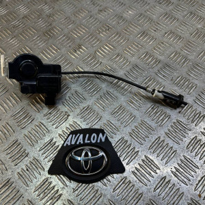 Замок лючка бензобака Toyota Avalon (2005-2012) 77050AC020