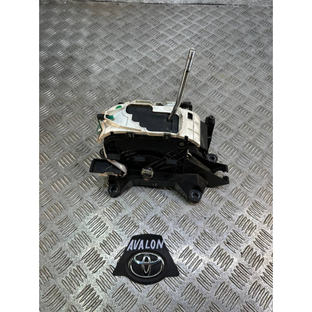 Кулиса переключения Toyota Avalon (2005-2012) 33540AC020