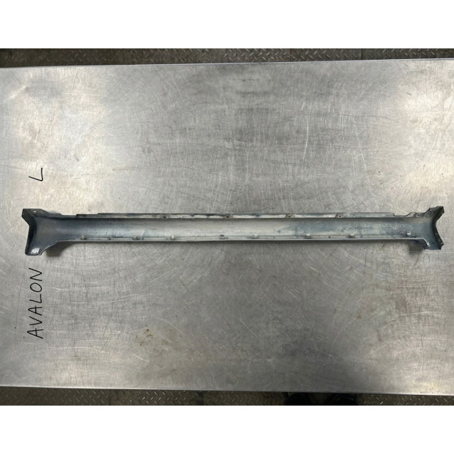 Накладка порога левая Toyota Avalon (2005-2012) 75852AC020C0 7585207040
